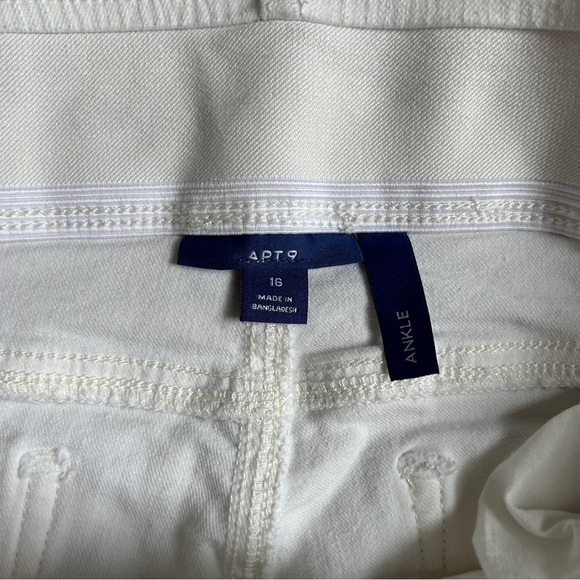 Apt. 9 White Ankle Pants Casual Summer Neutral 16 - Picture 2 of 7